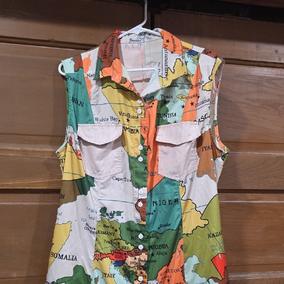 Sleeveless Button-Front Midi Dress in Multi Map Print - Picture 4 of 8